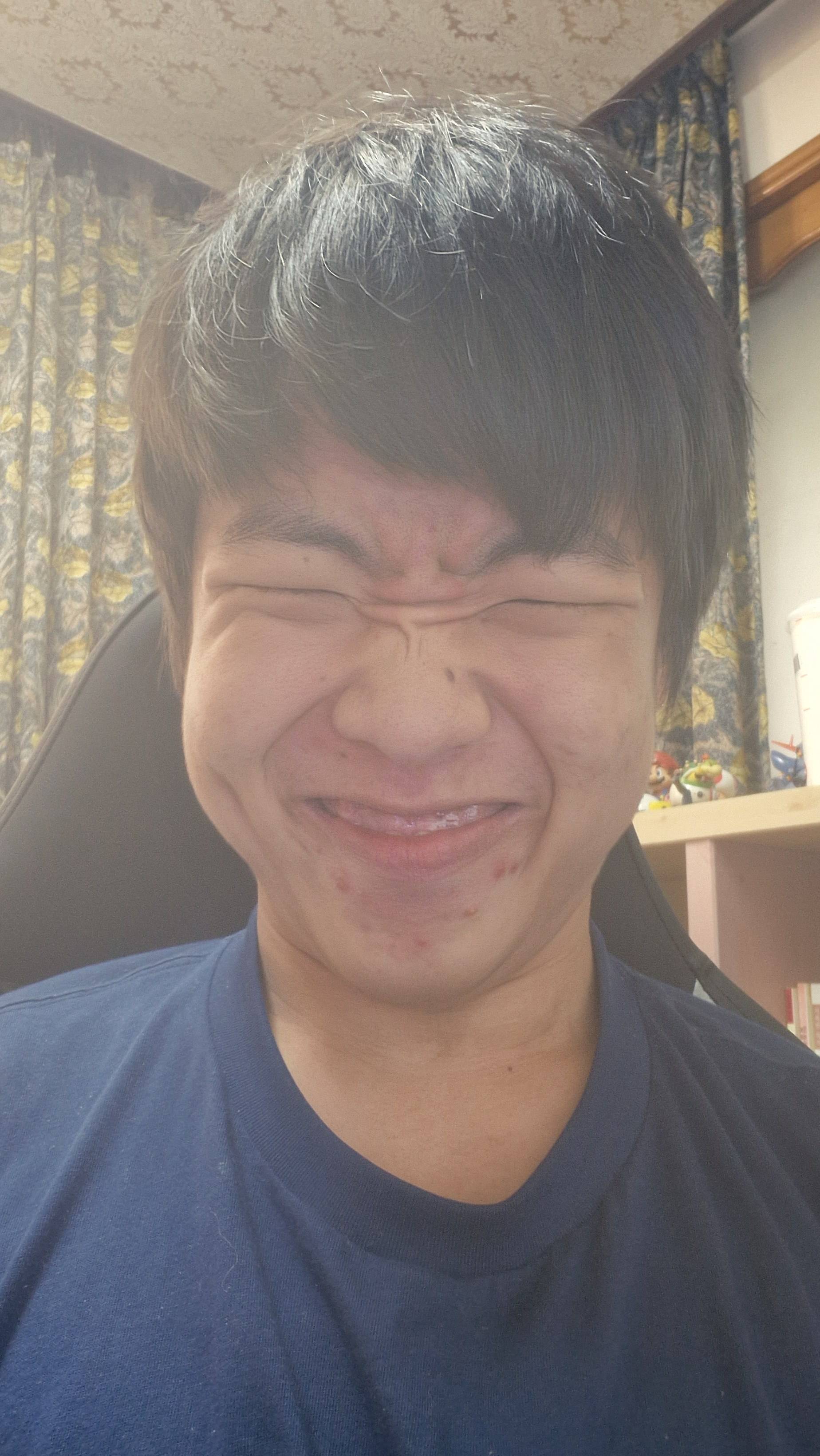 파일:김먼지얼굴.webp